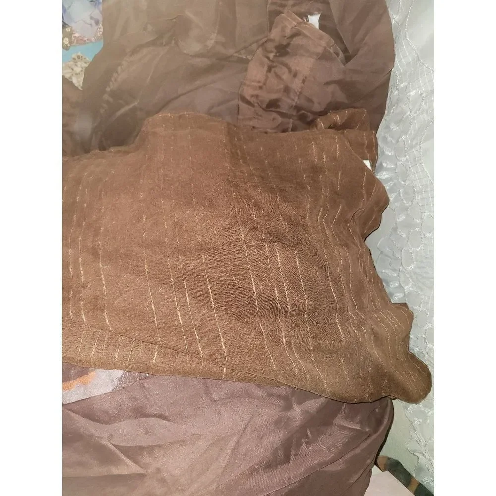 2 curtains or table cloth